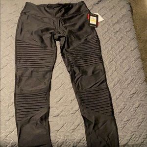 MNY performance leggings